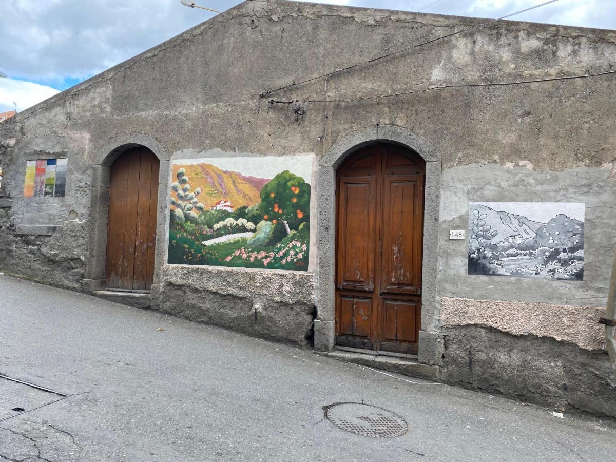 "The Gole Of Alcantara Living In The Dream'S Room" Graniti Exterior photo