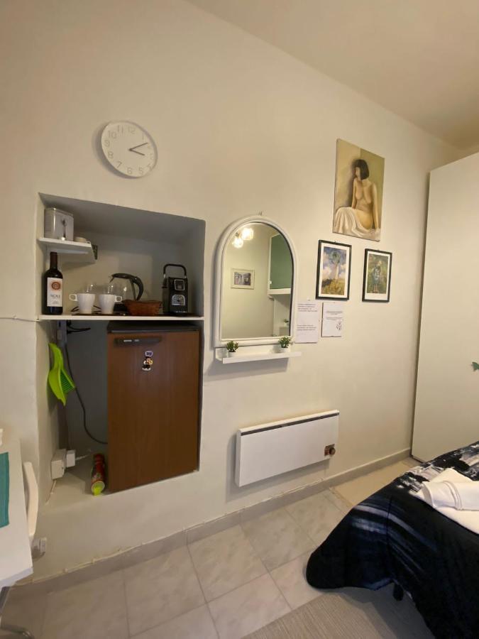 "The Gole Of Alcantara Living In The Dream'S Room" Graniti Exterior photo